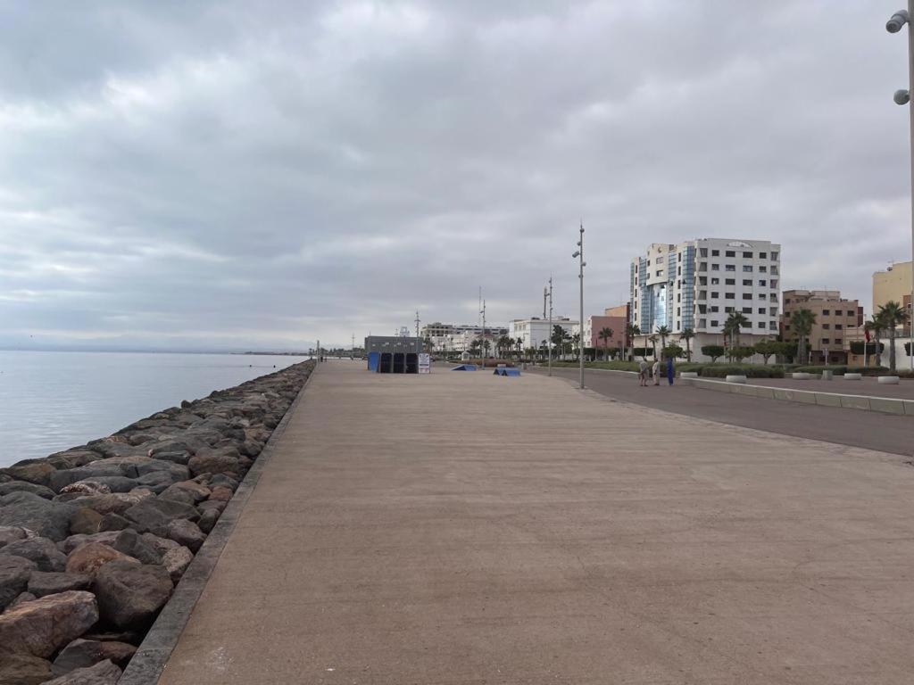 2 Zimmer Wohnung Corniche Nador Sidi Ali- Am Meer & Wifi Exteriér fotografie
